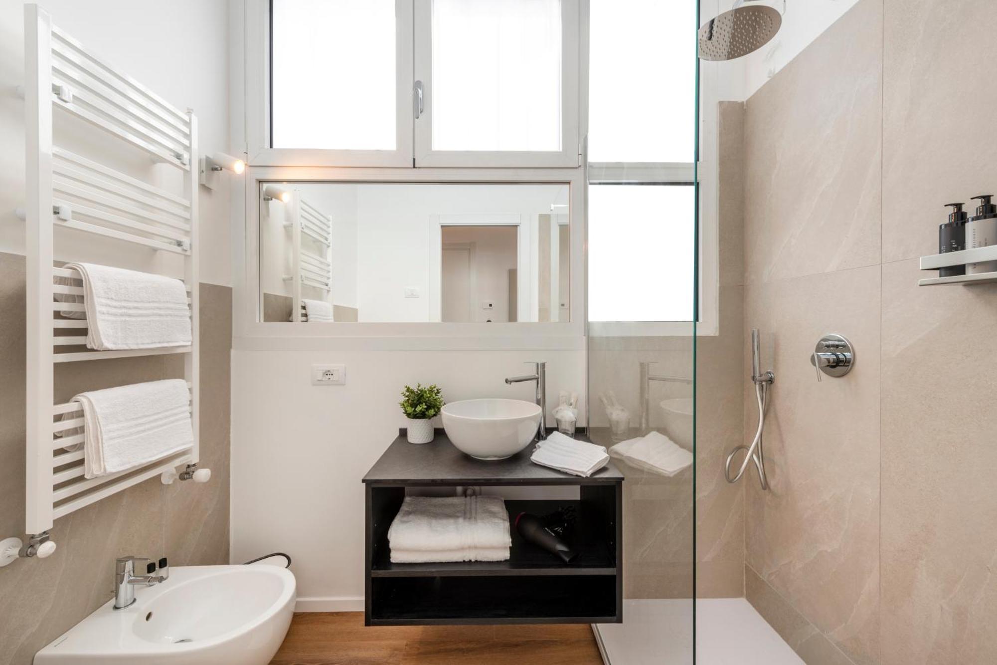 Bnbutler - Inbrera Suites - Giulianova, 1 Milán Exteriér fotografie